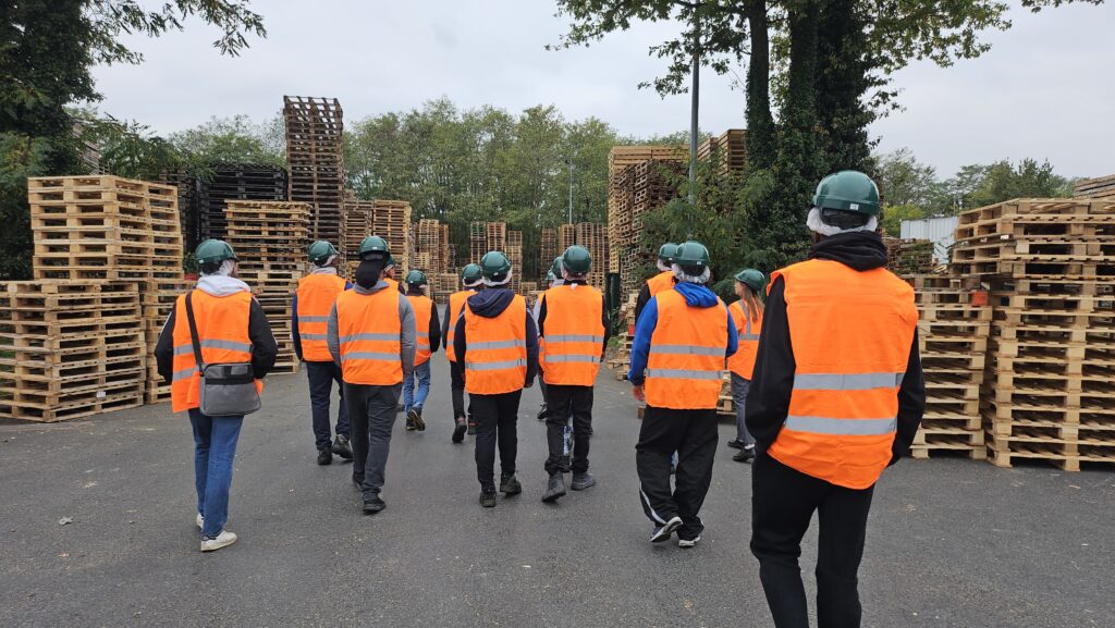 Visite de cour à Ormes