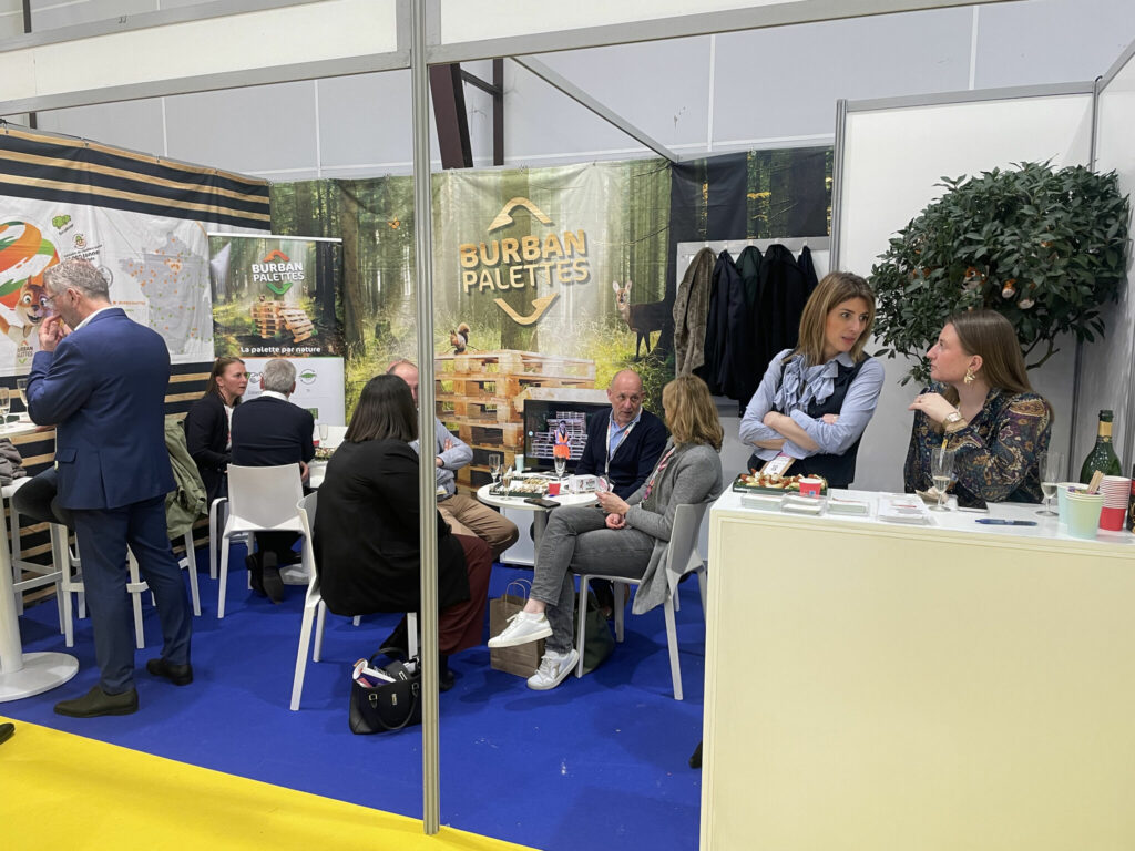 Les équipes commerciales de Burban Palettes au salon CFIA de Rennes 2026