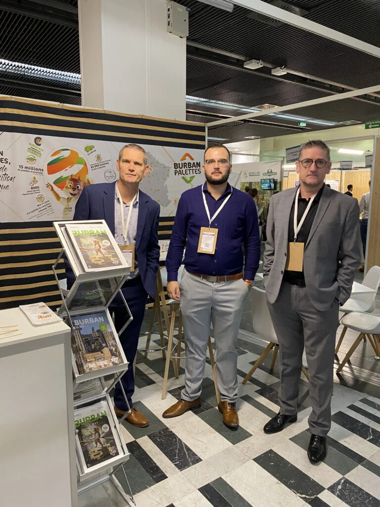 Commerciaux au salon Produrable