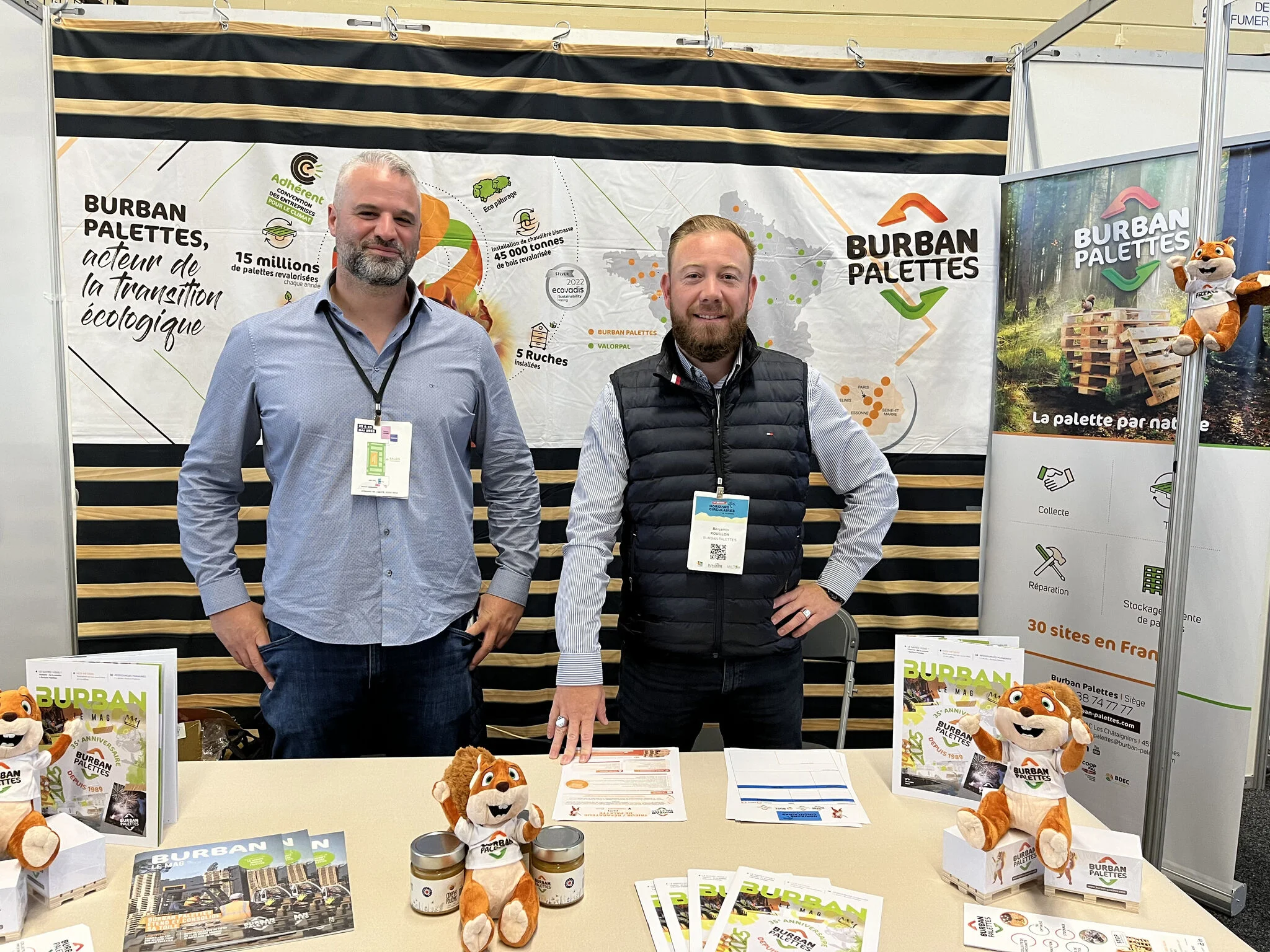 L'équipe commerciale de Burban Palette au salon Horizons Circulaires de Riom (63)